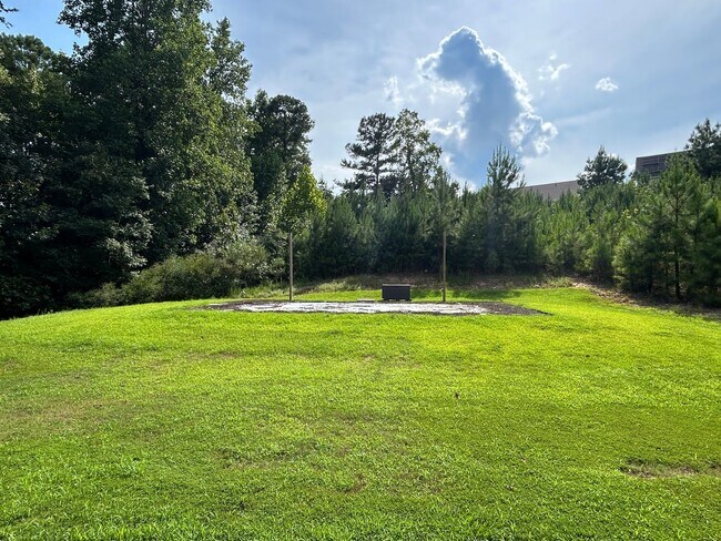 Building Photo - 3 Bed | 2.5 Bath House in Clayton