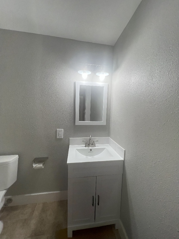 Building Photo - 2023 Beaver Ln