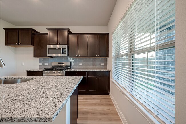 Building Photo - 436 Long Beach Bay Dr