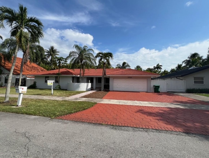 Building Photo - 12310 SW 97th St