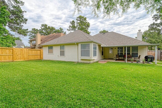 Building Photo - 25923 Marshbrook Ln