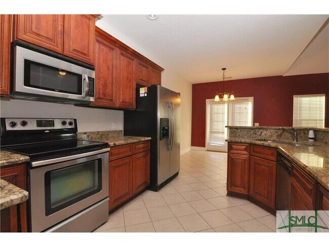 Building Photo - 165 Butler Dr