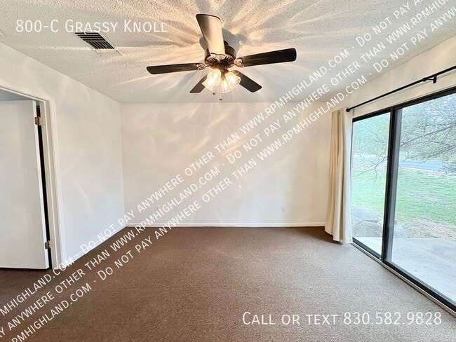 Building Photo - 800 Grassy Knoll