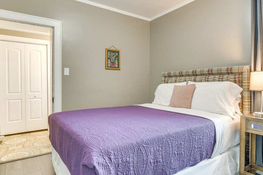 Building Photo - 1540 Fowler Ave