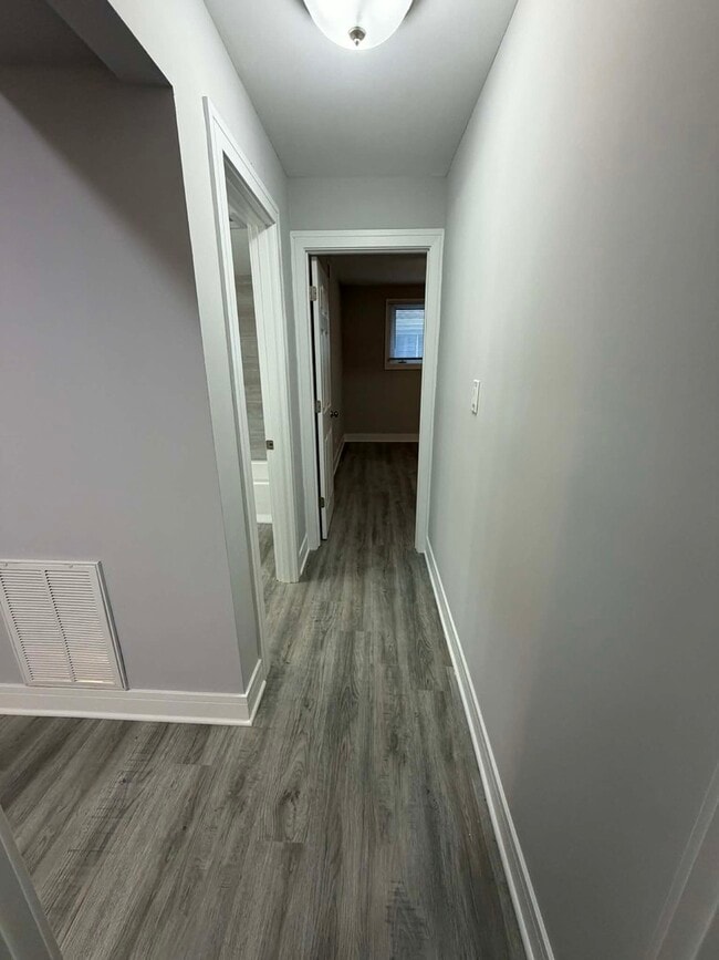 Building Photo - 10429 Austin Ave