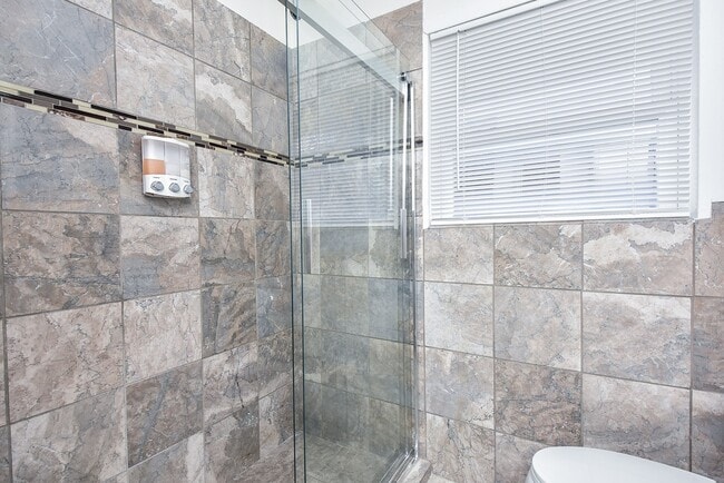 Building Photo - 4125 Lymbar Dr