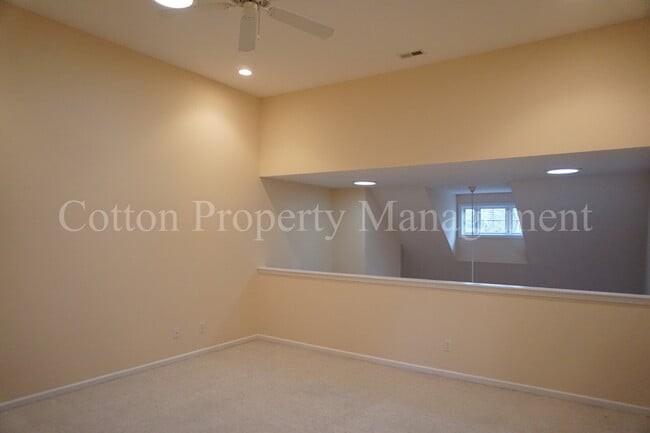 Building Photo - 7511 Promontory Ct