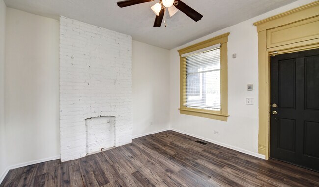 Building Photo - 683-685 South Champion
