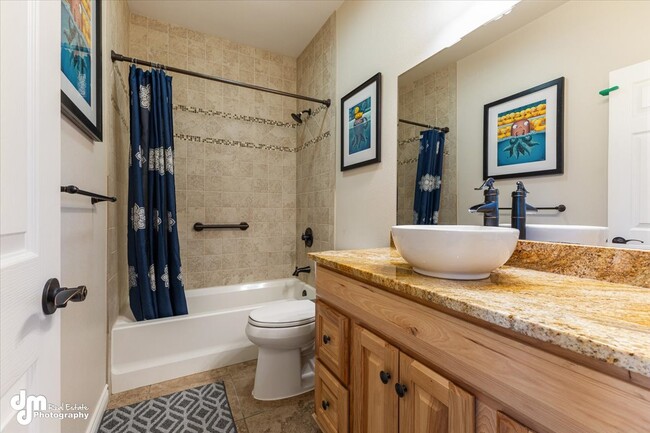 Building Photo - 4051 E Birch View Dr