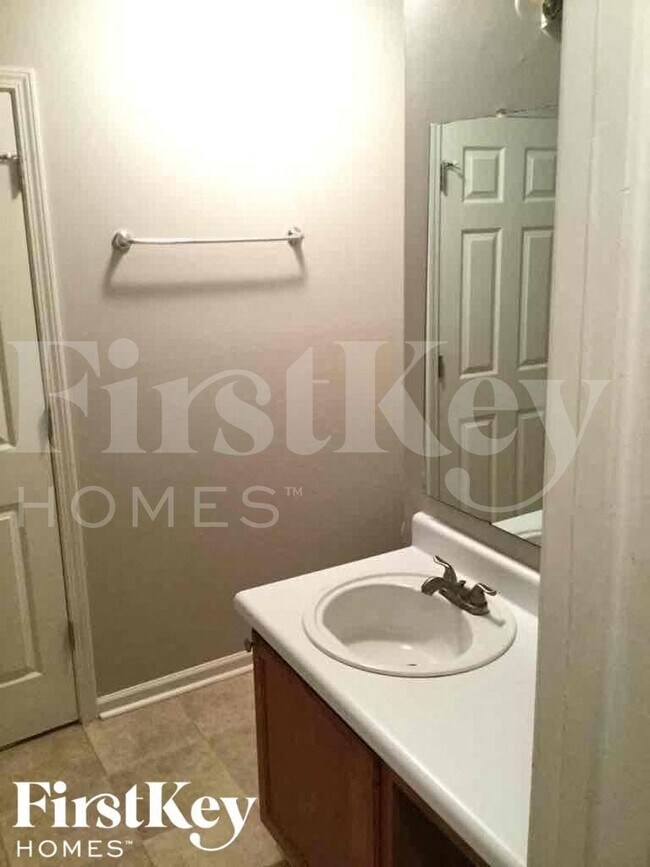 Building Photo - 1138 Summerstone Trace