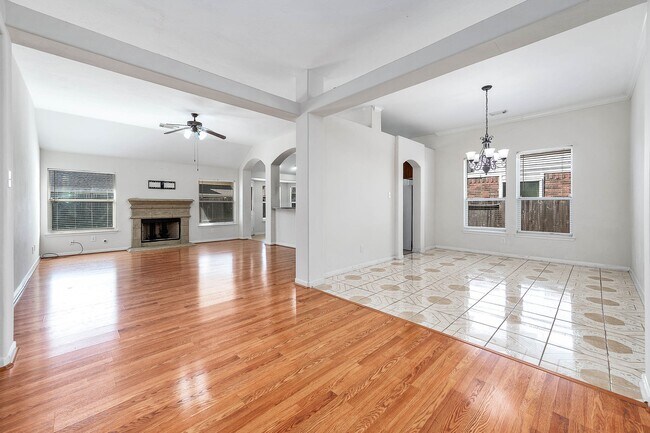 Building Photo - 7814 Rocky Peak Ln