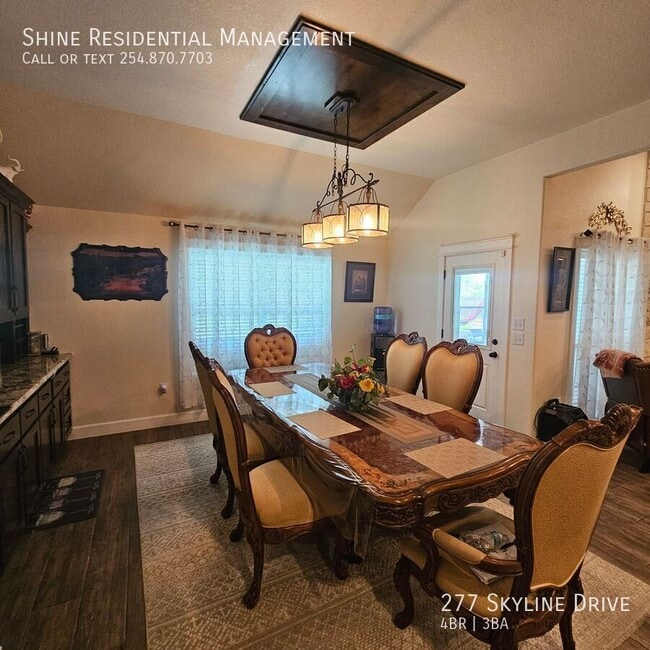 Building Photo - 277 Skyline Dr