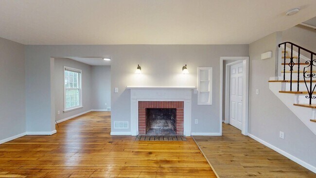 Building Photo - Maple Heights Area - 3 Bedroom Single Family Home