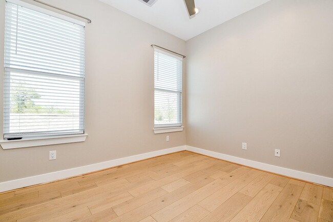Building Photo - 4508 Hardy St