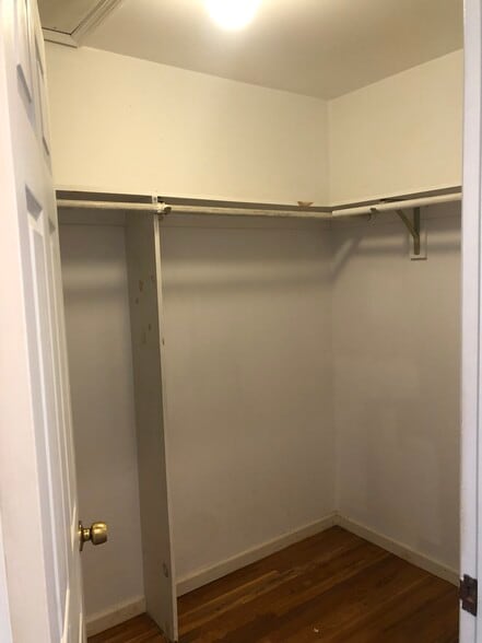 Building Photo - 659 Gramatan Ave