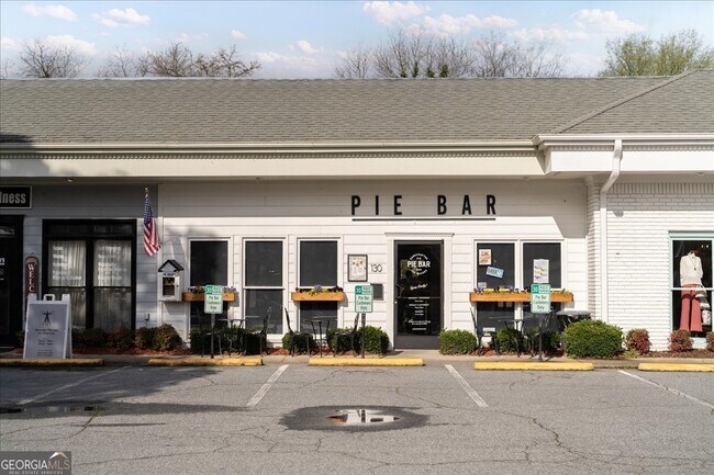 Building Photo - 103 Farmington Dr