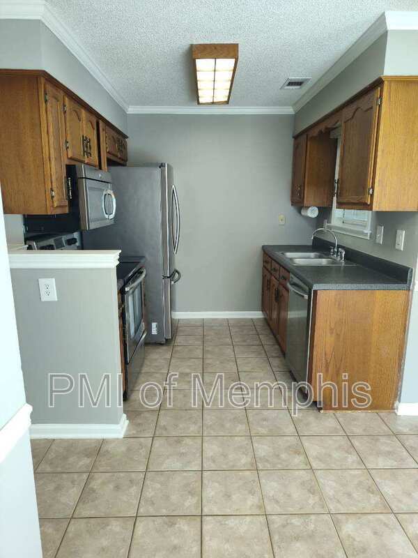Building Photo - 3067 Woodland Fern Cove