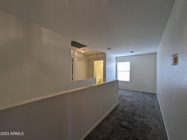 Building Photo - 3215 W St Anne Ave