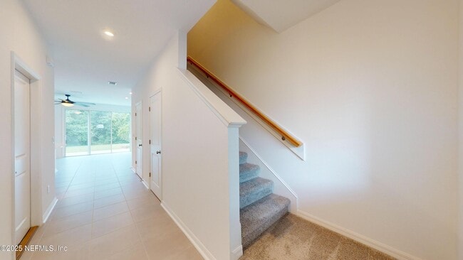 Building Photo - 358 Annies Pl