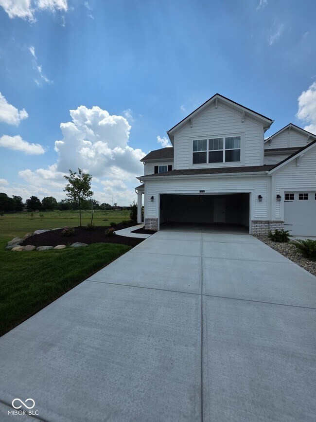 Building Photo - 10715 Mangrove Dr