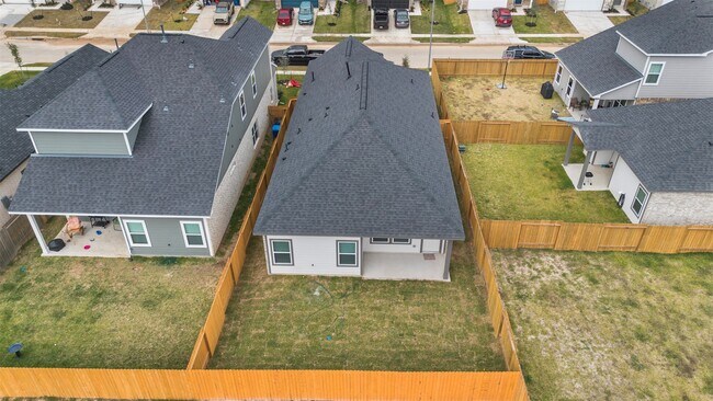 Building Photo - 10249 Badger Run Ln