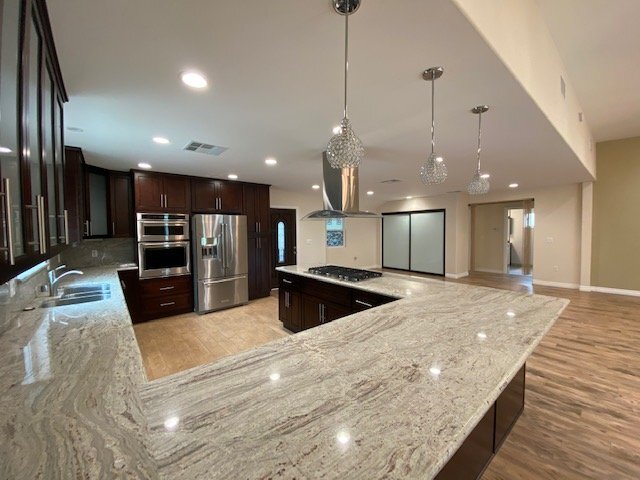 Building Photo - 6657 Enfield Ave