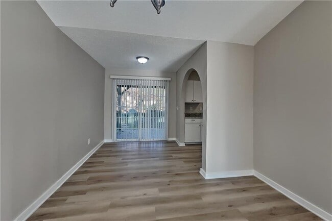 Building Photo - 4901 Duncan Wood Dr