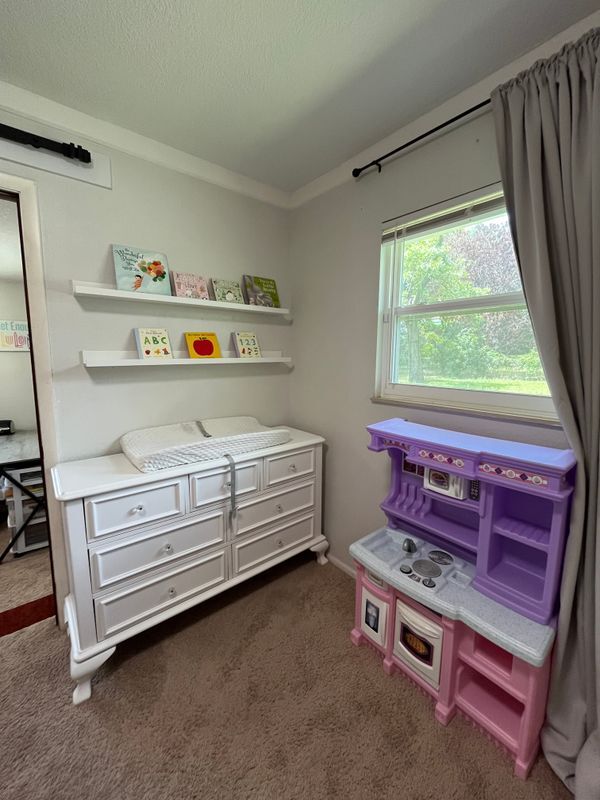 Building Photo - 1816 Weeks Ave