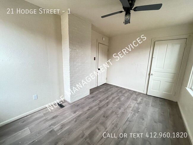 Building Photo - 2 Bed, 1 Bath unit in Oakland