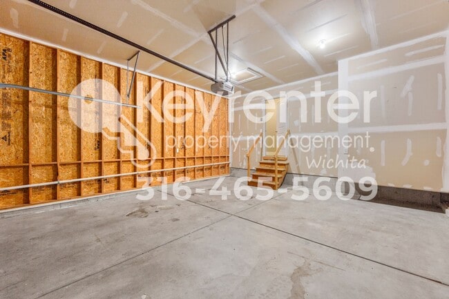 Building Photo - 2315-2317 E Coolwater St Duplex