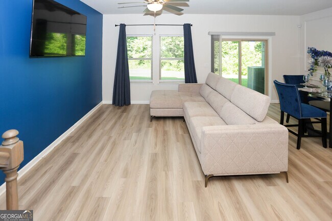 Building Photo - 5682 Plain Field Ln