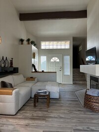 Building Photo - Beautiful La Jolla Condo – Fully Furnished