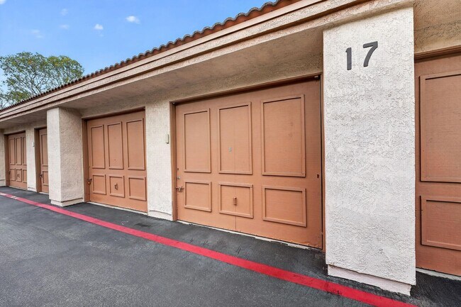 Building Photo - Gated Lake Forest Condo | Pool, Spa, Washer/Dryer & 3 Parking Spaces