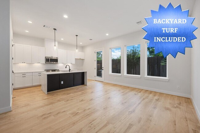 Building Photo - 6116 De Campo St