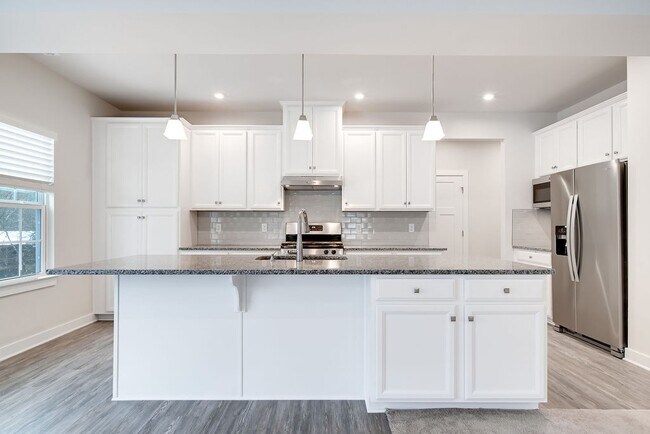 Building Photo - 1124 Watermark Way
