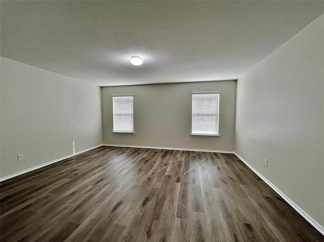 Building Photo - 526 Clearlake Dr