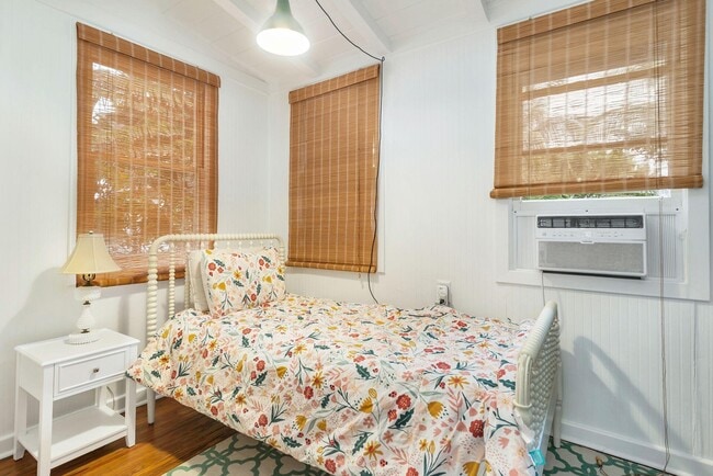 Building Photo - 710 Claremore Dr