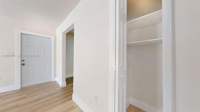 Building Photo - 567 SW 3rd St