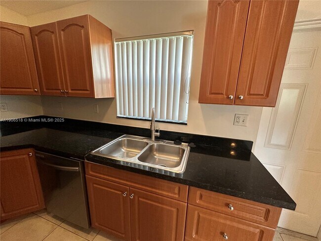 Building Photo - 1315 NW 2nd St