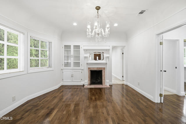 Building Photo - 1621 Maltman Ave
