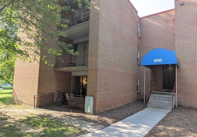 Primary Photo - 1-Bedroom Condo in Blacksburg