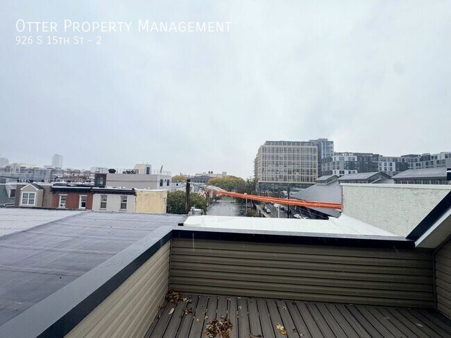 Building Photo - 926 S 15th St