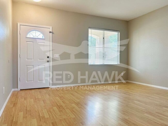 Building Photo - 1963 S Starling Dr