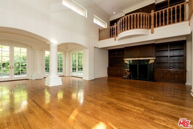 Building Photo - 1450 Cuesta Linda Dr