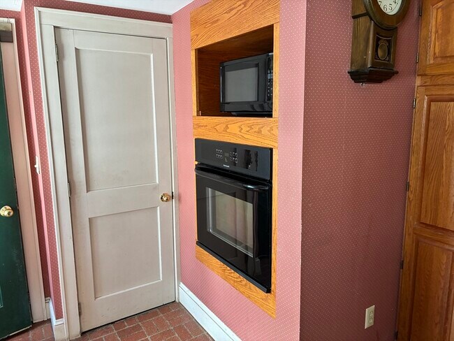 Building Photo - 14 Kidder Ct