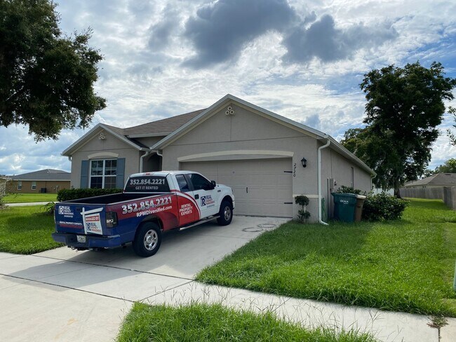 Building Photo - Oak Hill Plantation - 4/2/2 **Won't Last**