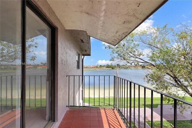 Building Photo - 13371 SW 17th Ln