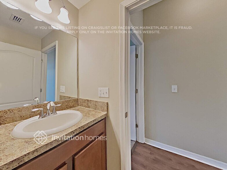 Building Photo - 1119 Seminole Sky Dr