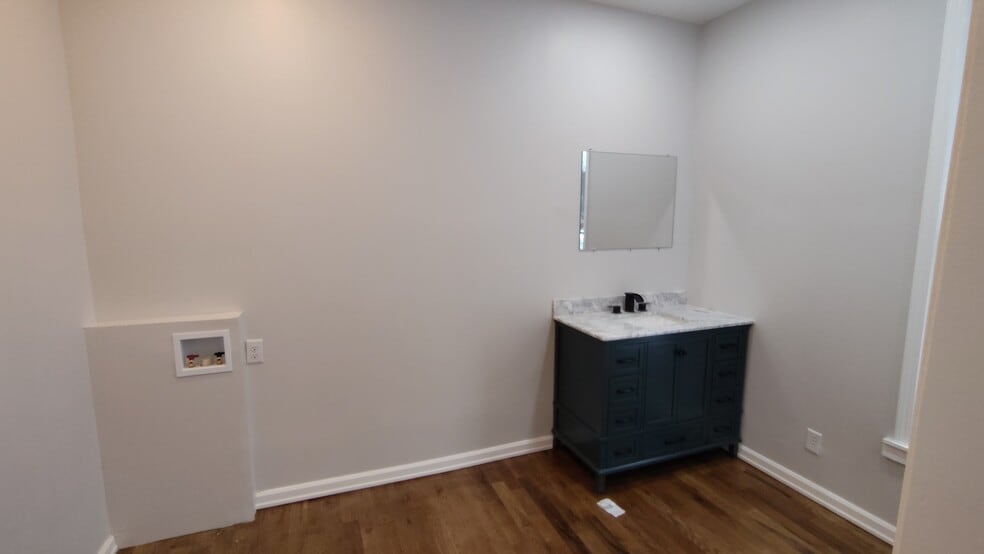 Downstairs Bath/Laundry room - 223 Ash St