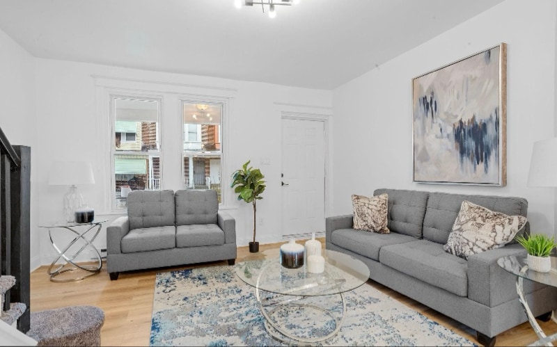 Building Photo - 1214 E Stafford St